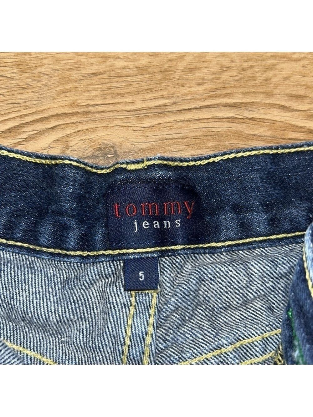 Vintage Tommy Hilfiger Shorts Juniors size 5 Denim Jean Hipster - Picture 3 of 4
